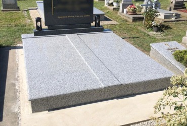 Dvojhrob zo žuly Bianco Tarn