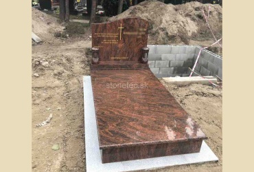 Jednohrob z prírodného kameňa Multicolor Red