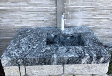 Exteriérové umývadlo z prírodného kameňa Viscon White