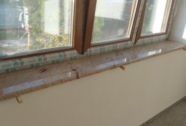 Okenný parapet zo žuly Shiwakashi 2