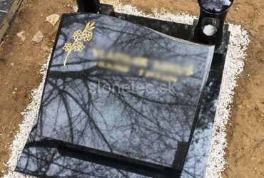 Urnový hrob z prírodného kameňa Impala Stonetec