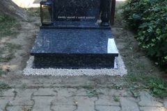 Urnový hrob zo žuly Labrador blue pearl